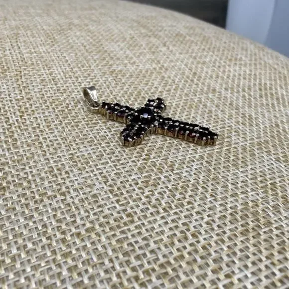 925 Bohemian Style Garnet Sterling Silver Vermeil Cross Pendant - Picture 6 of 7